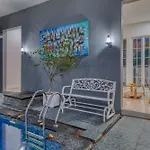 2 Bed Family Friendly Apartment With Bathtub